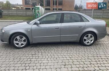 Седан Audi A4 2004 в 