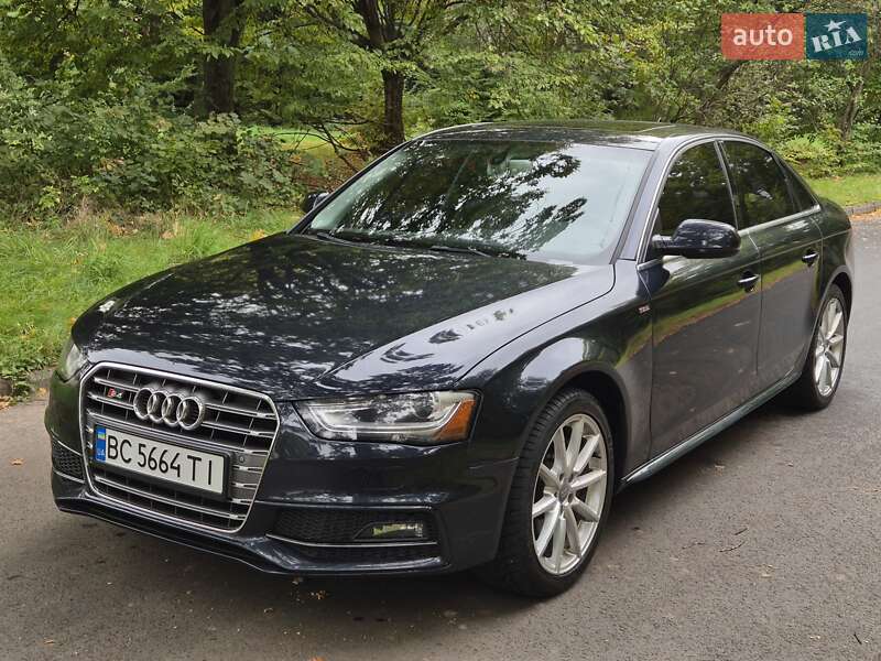 Седан Audi A4 2013 в Киеве