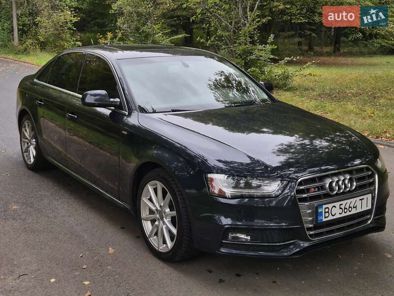 Седан Audi A4 2013 в Киеве