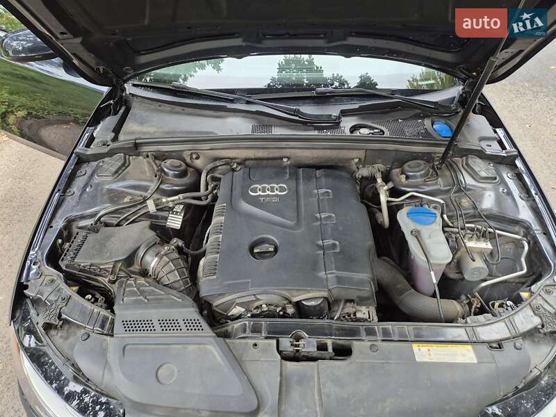 Седан Audi A4 2013 в Киеве