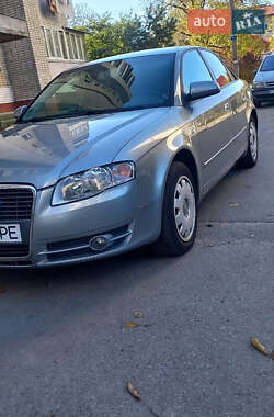 Седан Audi A4 2005 в 