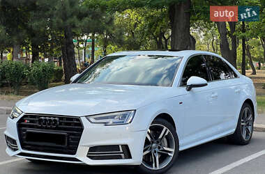 Седан Audi A4 2017 в Николаеве