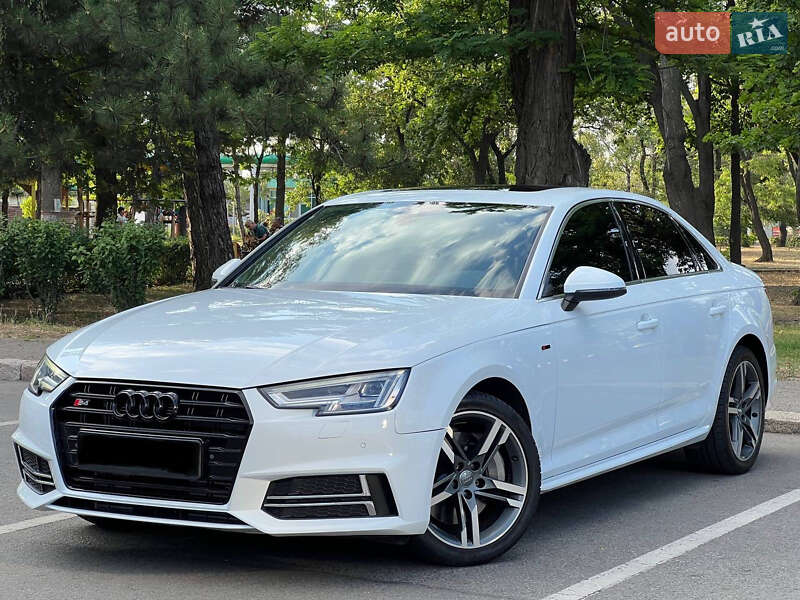 Седан Audi A4 2017 в Києві