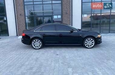 Седан Audi A4 2014 в 