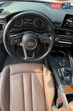 Седан Audi A4 2016 в 