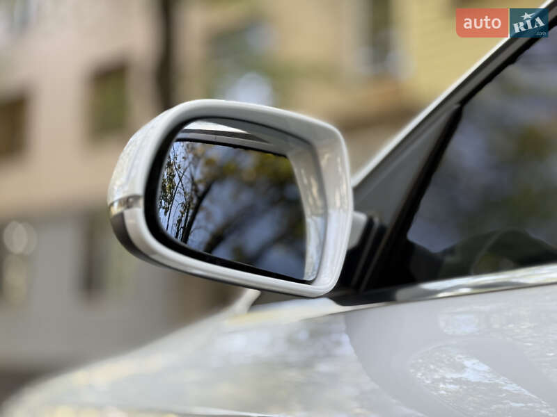 Седан Audi A4 2012 в Измаиле