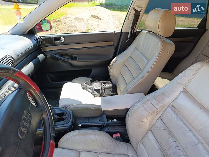 Седан Audi A4 1996 в Банилове-Подгорном
