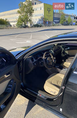 Седан Audi A4 2015 в 