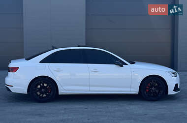 Седан Audi A4 2016 в 