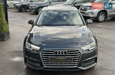 Седан Audi A4 2018 в 