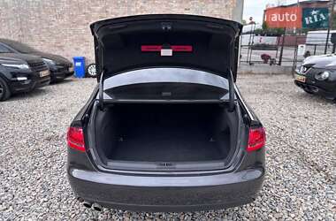 Седан Audi A4 2010 в 