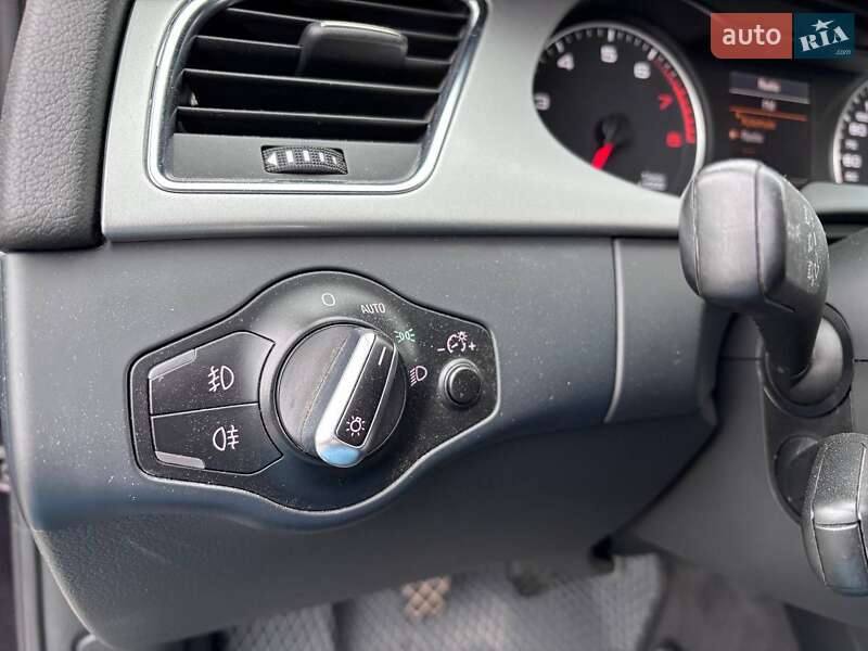 Седан Audi A4 2010 в Коломые