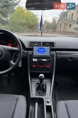 Седан Audi A4 2006 в 
