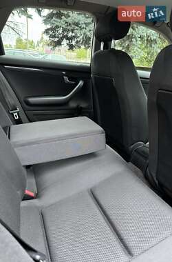Седан Audi A4 2006 в 