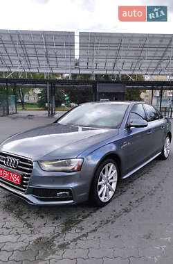Седан Audi A4 2014 в Луцке