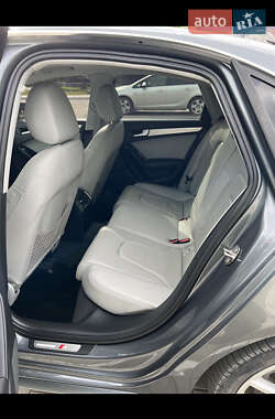 Седан Audi A4 2014 в 