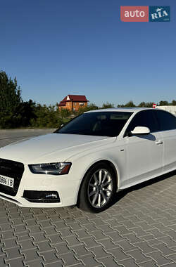 Седан Audi A4 2014 в 