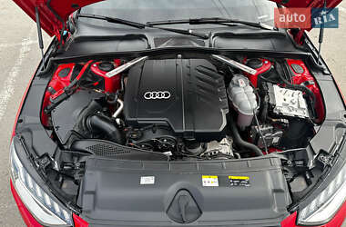 Седан Audi A4 2023 в 
