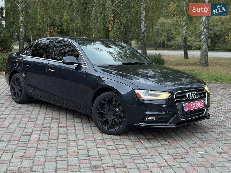 Седан Audi A4 2013 в Лубнах