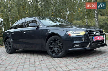 Седан Audi A4 2013 в 