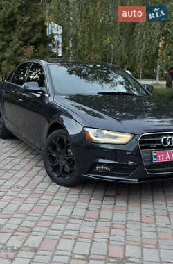 Седан Audi A4 2013 в 