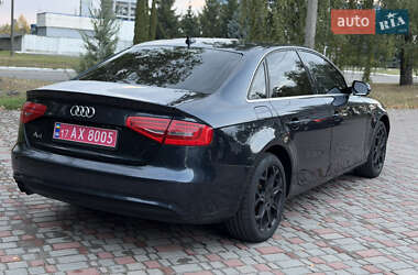 Седан Audi A4 2013 в 