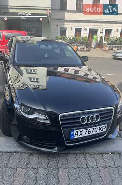 Седан Audi A4 2011 в Умані