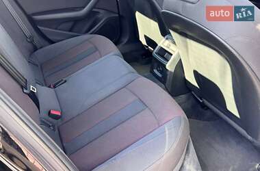 Седан Audi A4 2016 в 