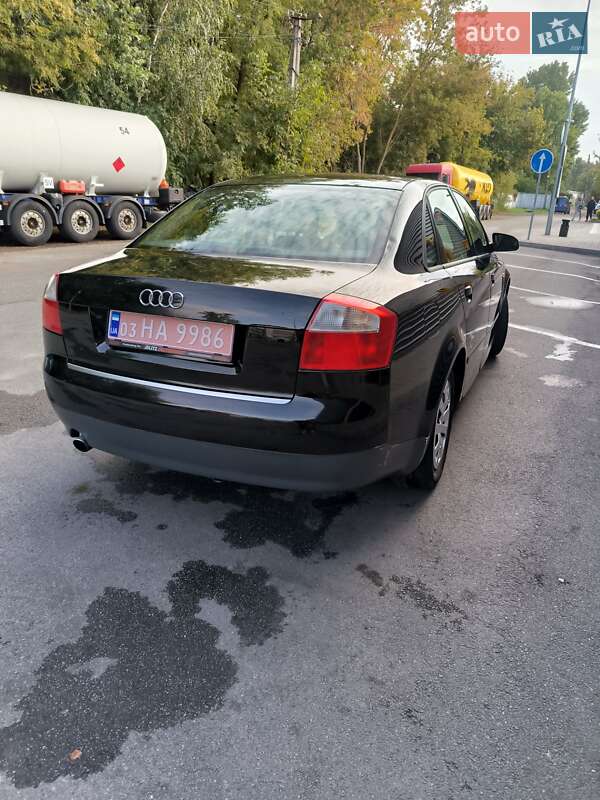 Седан Audi A4 2002 в Киеве