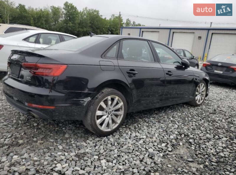 Седан Audi A4 2017 в Львові