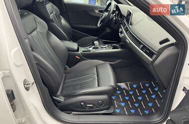 Седан Audi A4 2018 в 