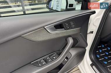 Седан Audi A4 2018 в 