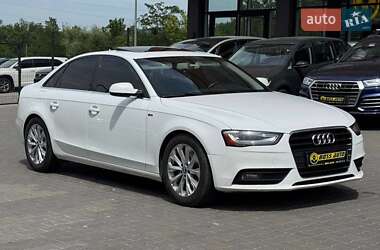 Седан Audi A4 2012 в Черновцах