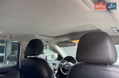 Седан Audi A4 2012 в 