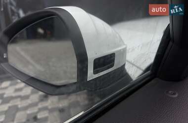 Седан Audi A4 2021 в 