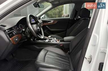 Седан Audi A4 2021 в 