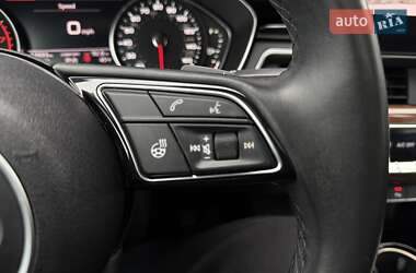 Седан Audi A4 2021 в 