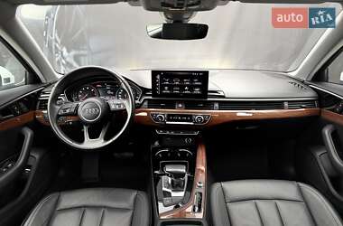 Седан Audi A4 2021 в 