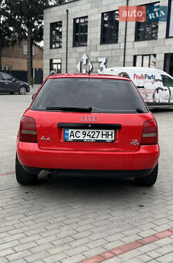 Універсал Audi A4 2000 в 
