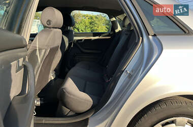 Седан Audi A4 2004 в 