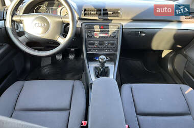 Седан Audi A4 2004 в 