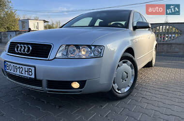 Седан Audi A4 2004 в 