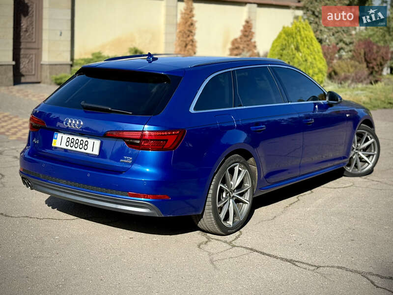 Универсал Audi A4 2016 в Днепре