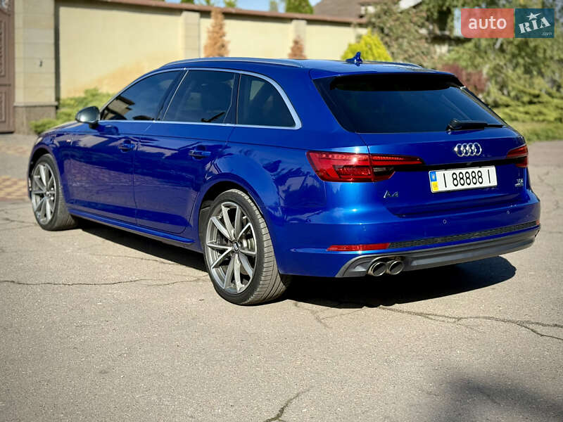 Универсал Audi A4 2016 в Днепре