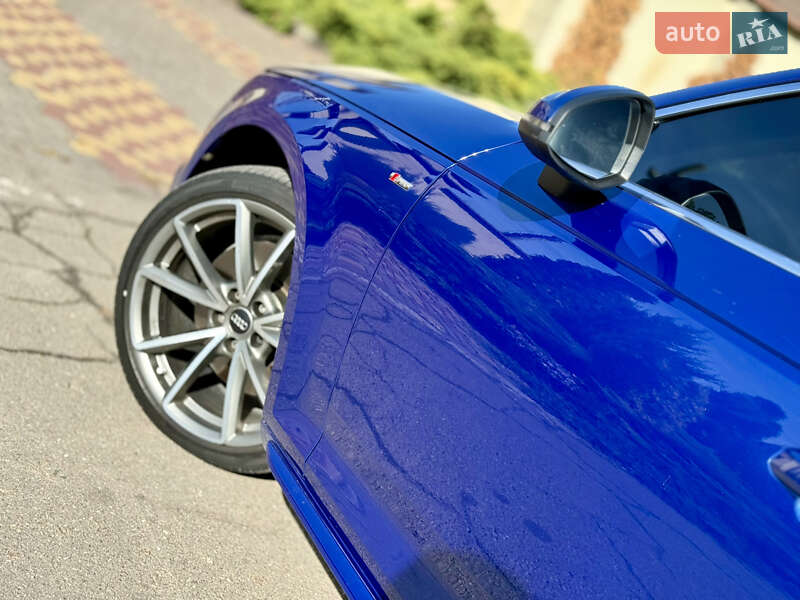 Универсал Audi A4 2016 в Днепре