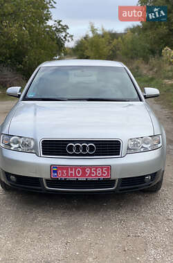 Седан Audi A4 2001 в 