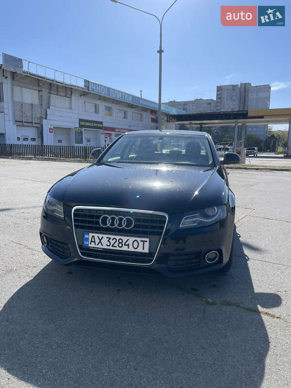 Седан Audi A4 2008 в 