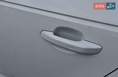 Седан Audi A4 2017 в 