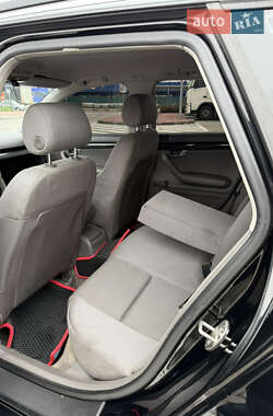 Універсал Audi A4 2001 в 