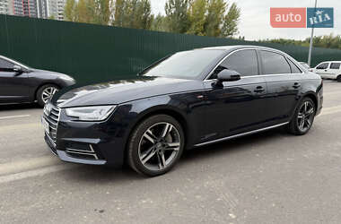 Седан Audi A4 2018 в 